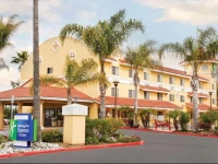 Holiday Inn Express Hotel & Suites San Diego-Escondido 3*