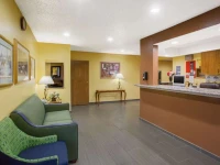 Days Inn Fremont 2*