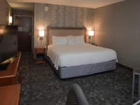 Courtyard Los Angeles Burbank Airport 3*