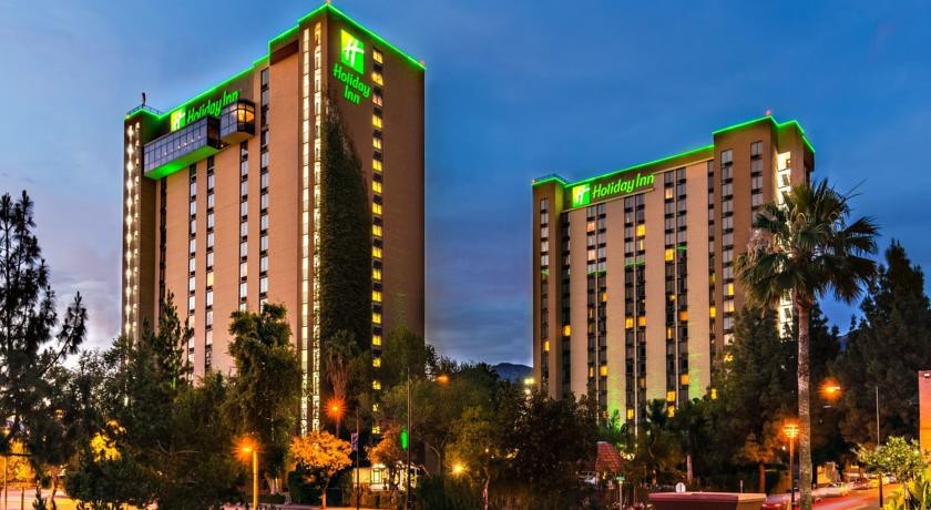 Holiday Inn Burbank-Media Center 3*