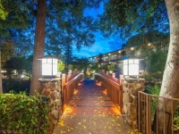 Creekside Inn 4*