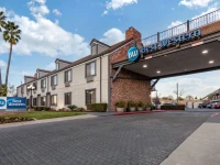 Best Western Country Inn 3*