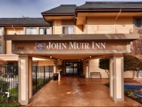 BEST WESTERN PLUS John Muir Inn 3*