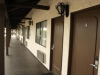 Cozy Inn 2*