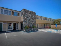 Sea Breeze Inn 2*