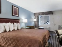 Days Inn San Diego Chula Vista South Bay 2*