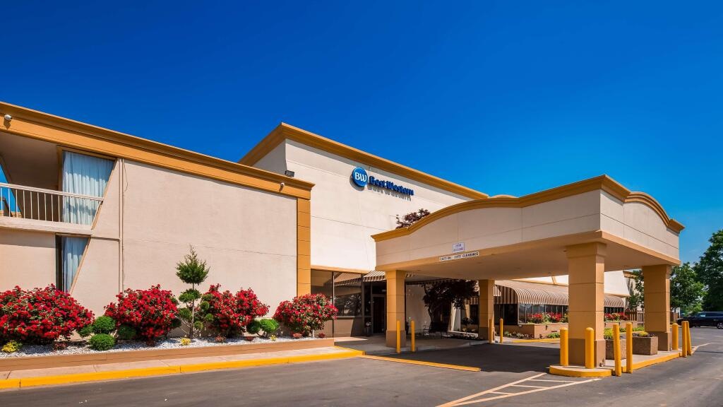Best Western Battlefield Inn 2*