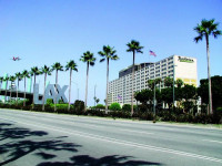 Radisson Los Angeles Airport Hotel