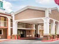 Quality Inn Northeast 2*