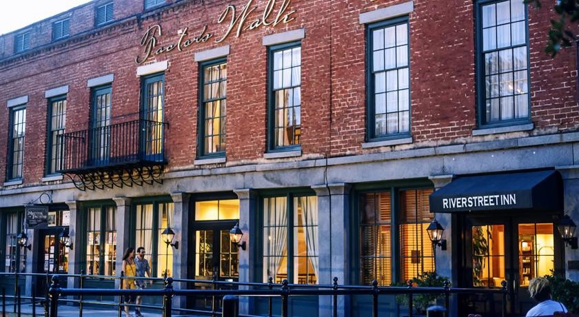 River Street Inn 3*