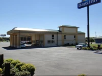 Days Inn Byron 1*