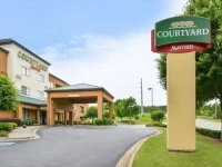 Courtyard Atlanta Suwanee 3*