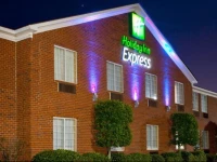 Holiday Inn Express Savannah I-95 North 2*