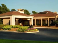 Courtyard Atlanta Northlake 3*