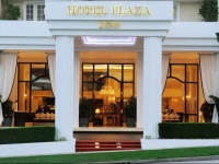 Beverly Hills Plaza Hotel 3*