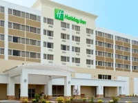 Holiday Inn Clark - Newark 3*