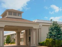 Best Western Leisure Inn 2*
