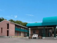 Econo Lodge Sharon 3*