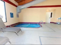 Best Western Lawrence 2*