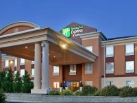 Holiday Inn Express Lawrence 2*