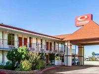 Econo Lodge Inn & Suites Near Bricktown 2*