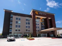 OakTree Inn and Suites 2*