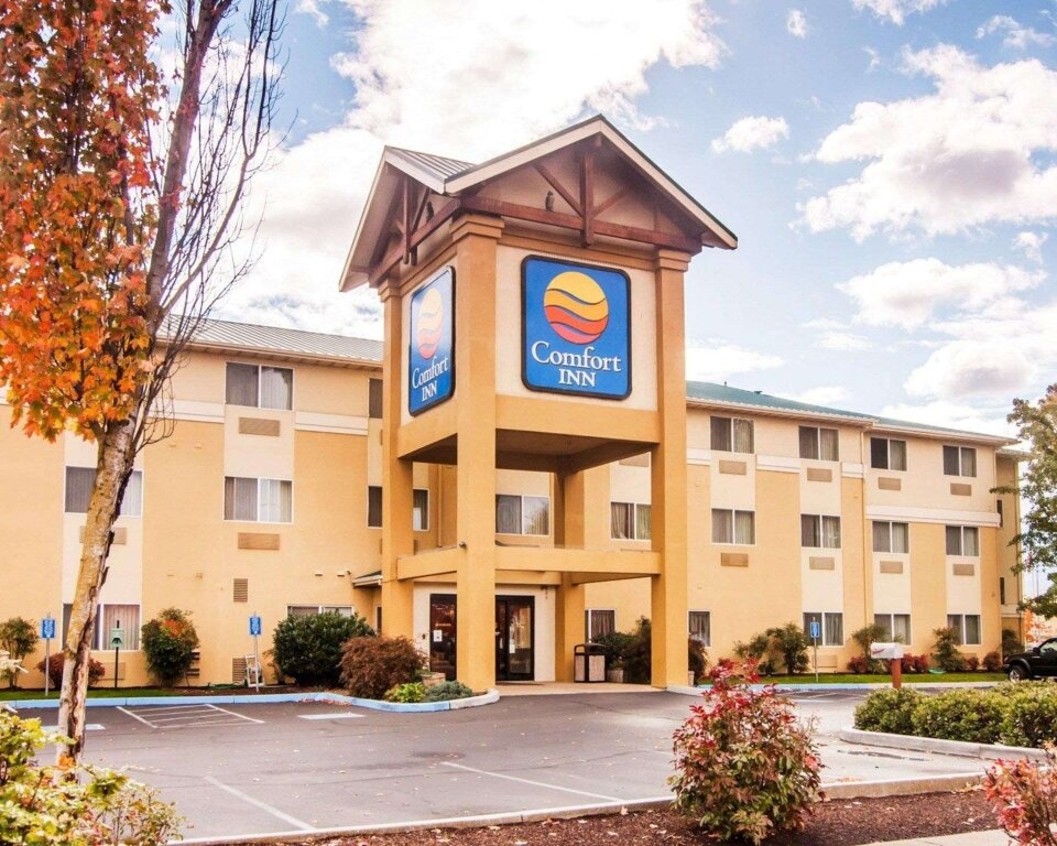 Comfort Inn South 3*