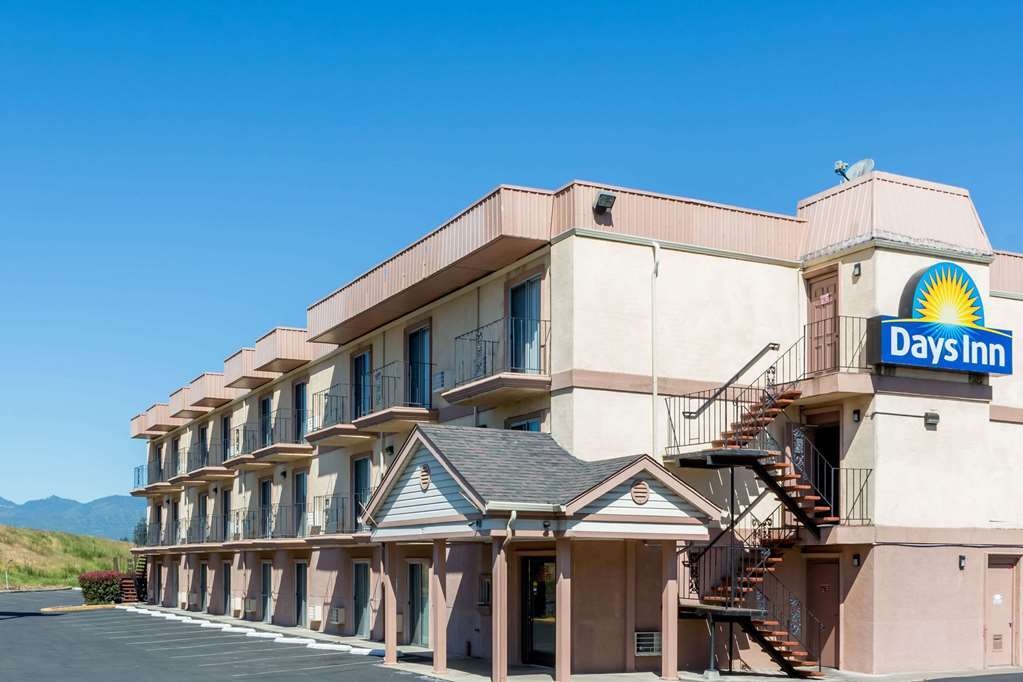 Days Inn Medford 2*
