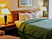 Clarion Inn Ontario 3*