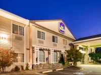 Best Western University Inn and Suites 3*