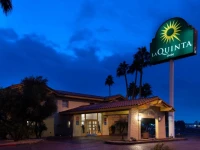 La Quinta Inn Phoenix Thomas Road 2*