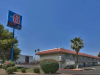 Motel 6 Phoenix - Black Canyon 2*