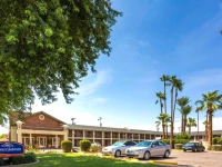 Howard Johnson Scottsdale 3*