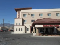 Garden Place Suites 3*