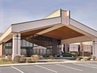 Ramada Columbus North 2*