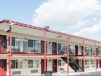 Travelodge Grove City 2*