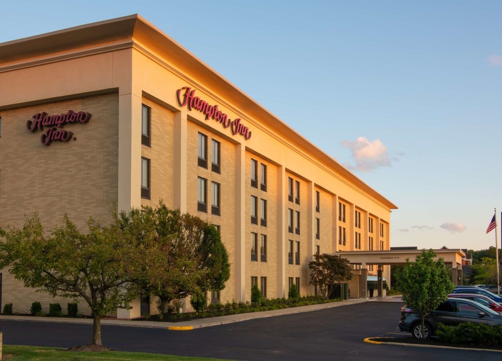 Hampton Inn Cleveland-Solon 3*