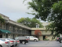 Days Inn Charleston Historic District 2*