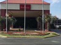 Ramada Florence Center 3*