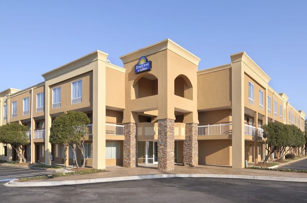 Days Inn Greenville 3*