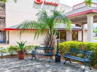 Econo Lodge Summerville 2*