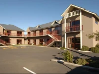 Best Western 555 on Bayview 4*