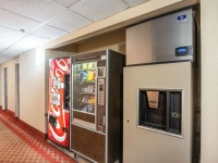 Econo Lodge Princeton 1*