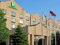 Holiday Inn Hotel & Suites Bolingbrook 3*