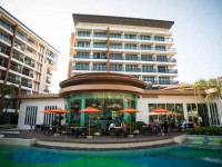 The Beach Heights Resort