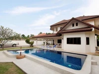 Baan Rim Bueng 1 Villa 3*