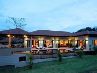 Crystal Villa 