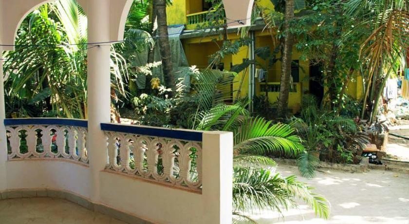Savitri Guest House 2*