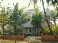 Coconut Grove Royale 