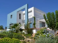 Beach Front Villa Dassia 